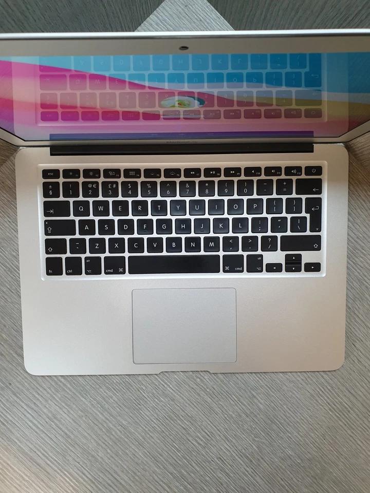Apple MacBook Air 13" 2014 · i7 · 8GB · 256GB, photo 2 of 5