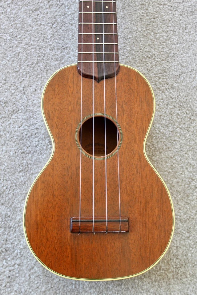 1950'S Martin Style 2 Ukulele W/ Chipboard Case Excellent Condition - Image 3 of 4