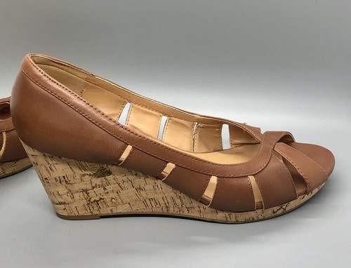 Nine West Jumbalia Tan Brown Leather Cork Wedge Peep Toe Sandals Size 8.5M - Picture 6 of 11