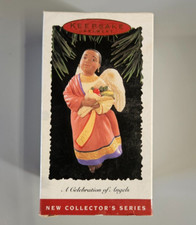 1995 Hallmark Keepsake A Celebration of Angels Christmas Ornament