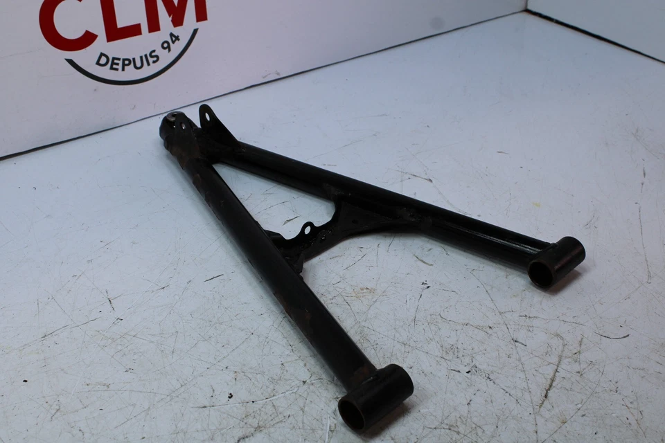 Polaris Switchback Assault 800 2012 OEM brazo de control inferior derecho 2204664-458 Foto 4 de 4