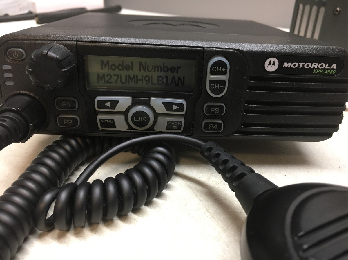 Motorola XPR4580 800 900 mhz mobile radio AAM27UMH9LB1AN MotoTRBO