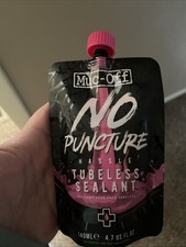 Muc-Off No Puncture Hassle Tubeless Tire Sealant 5 Liter UV Tracer Dye Seals