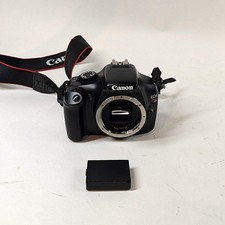 Canon EOS Rebel T3 12.2MP Digital SLR DSLR Camera