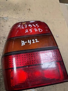 Rückleuchte (Riss) Rücklicht rechts 867945257D VW Polo 86C Steilheck Bj.90-94