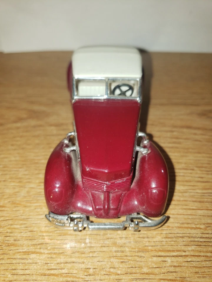 Coche diecast Lesney Matchbox 1937 Cord 812 Phaeton convertible supercargador Foto 2 de 4