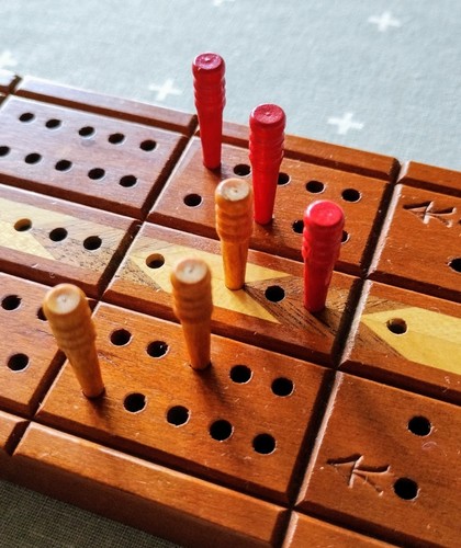 Tavoletta segna punti per il gioco del CRIBBAGE anni '40 in ottime condizioni - Foto 1 di 4