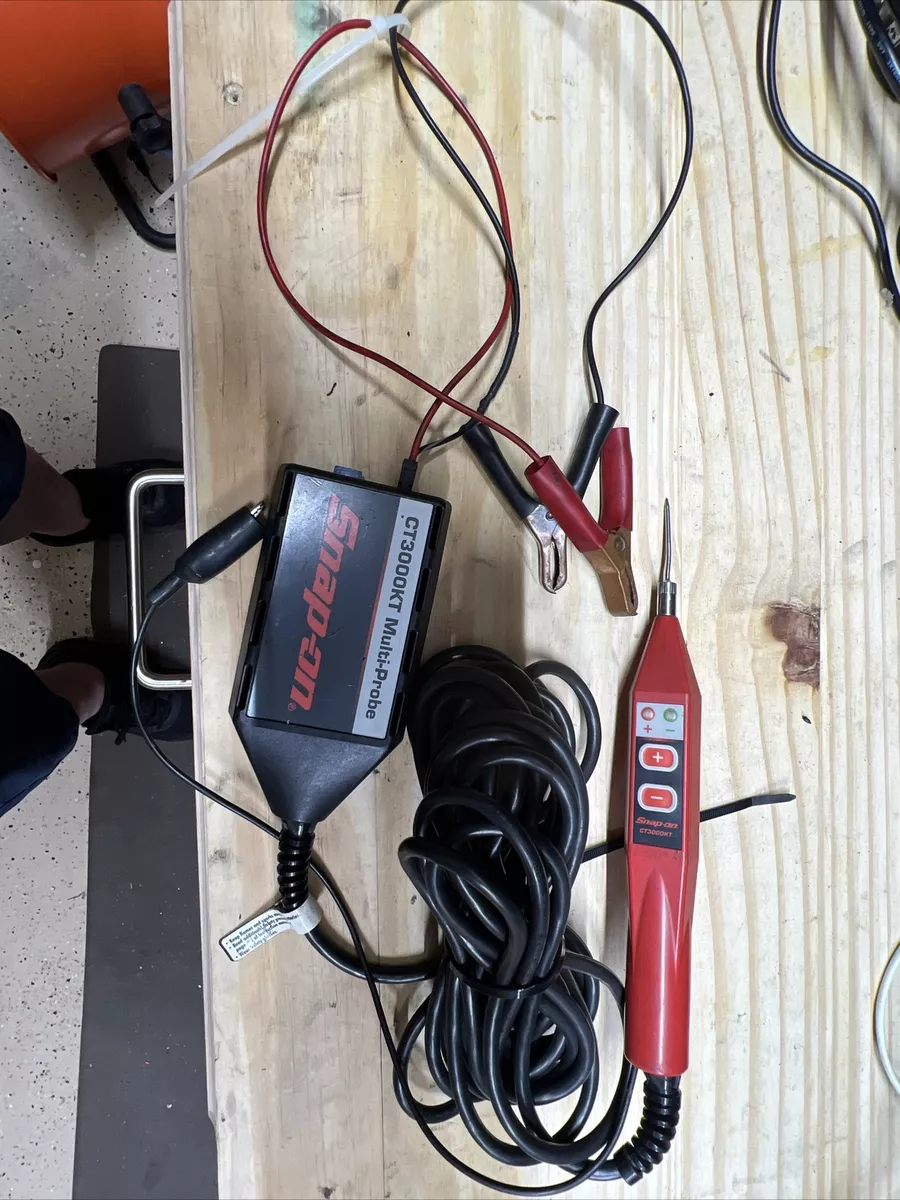 Snap on power probe outlet