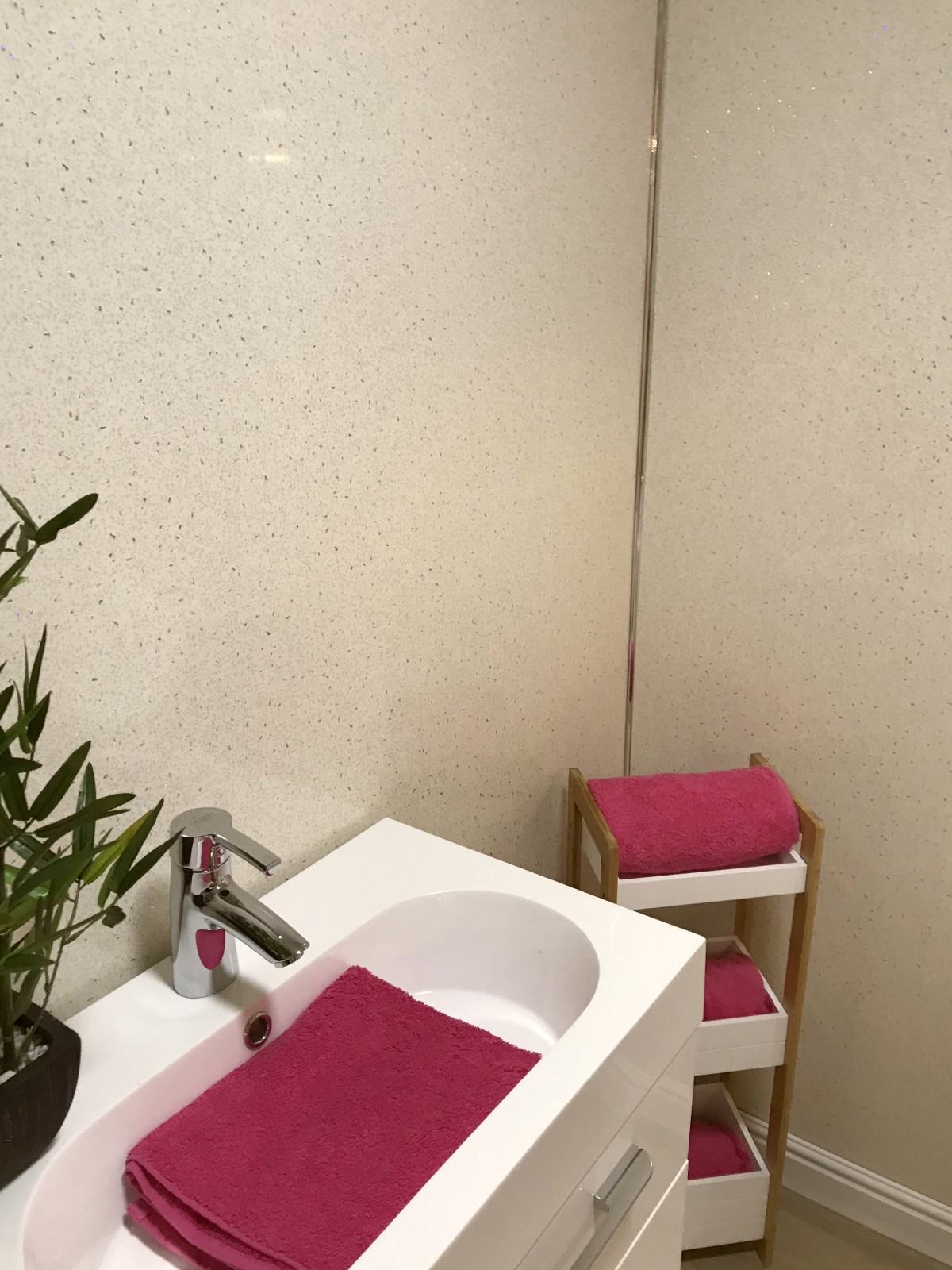 Beige Sparkle 8mm PVC Bathroom Cladding Shower Wet Wall Panels Glitter ...