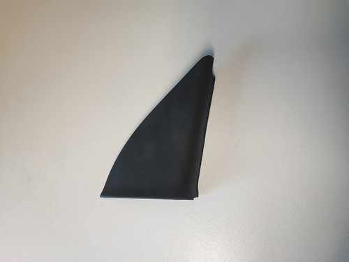 VW Golf III 1H 3Türer Dreiecksblende innen vo re 1H0837994