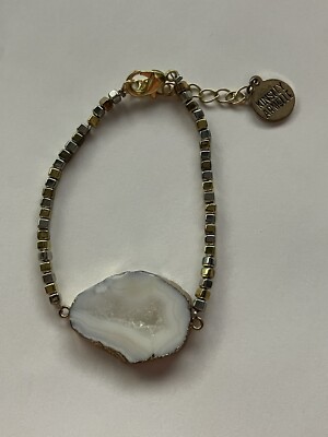 Kinsley Armelle White Agate Geode Druzy Bracelet. Goldtone beads