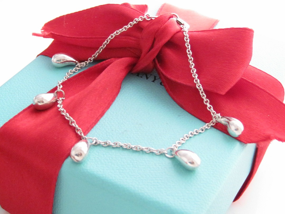 Tiffany & Co. Teardrop Bracelet Silver 【公式通販】