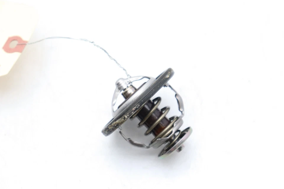 04-09 TOYOTA PRIUS THERMOSTAT E1534 - Image 3 of 4