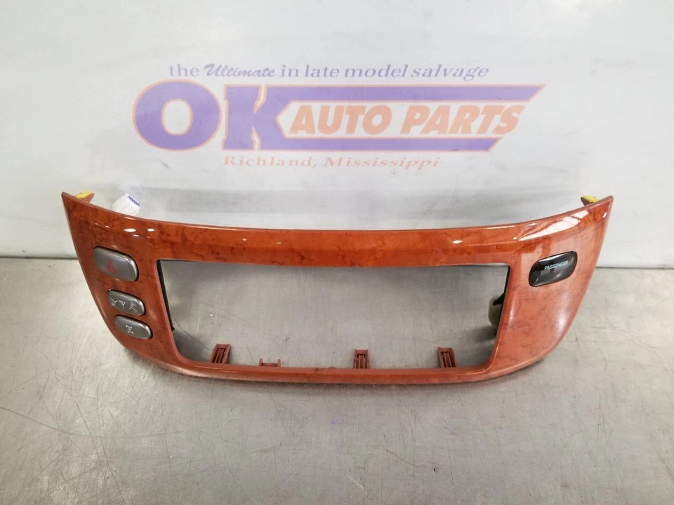 06 2006 LEXUS LX470 TABLERO BISEL MADERA GRANO CIRCUNDANTE RADIO CONTROLES Foto 3 de 4