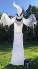 Gemmy AIRBLOWN INFLATABLE Halloween 12 ft GIANT SPOOKY GHOST Yard Decor Light Up