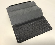 Apple Smart Keyboard for iPad Pro 9.7 inch - Dark Grey - Model A1772