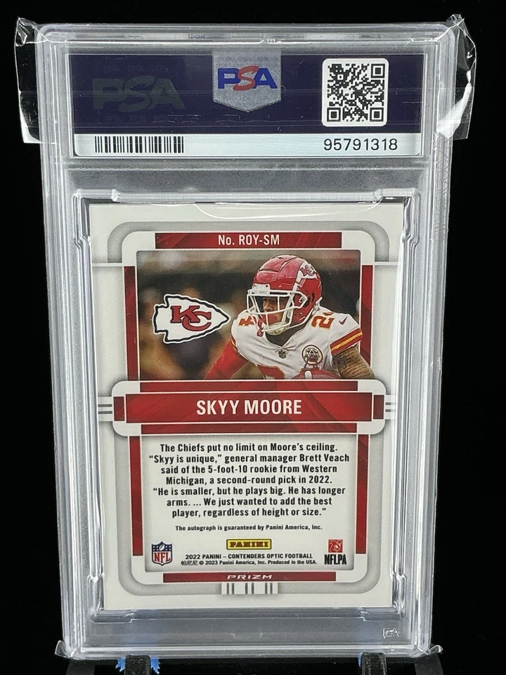 2022 Contenders Optic Skyy Moore Green Pulsar Rookie Of The Year Auto/30 PSA 10 - Image 4 of 4
