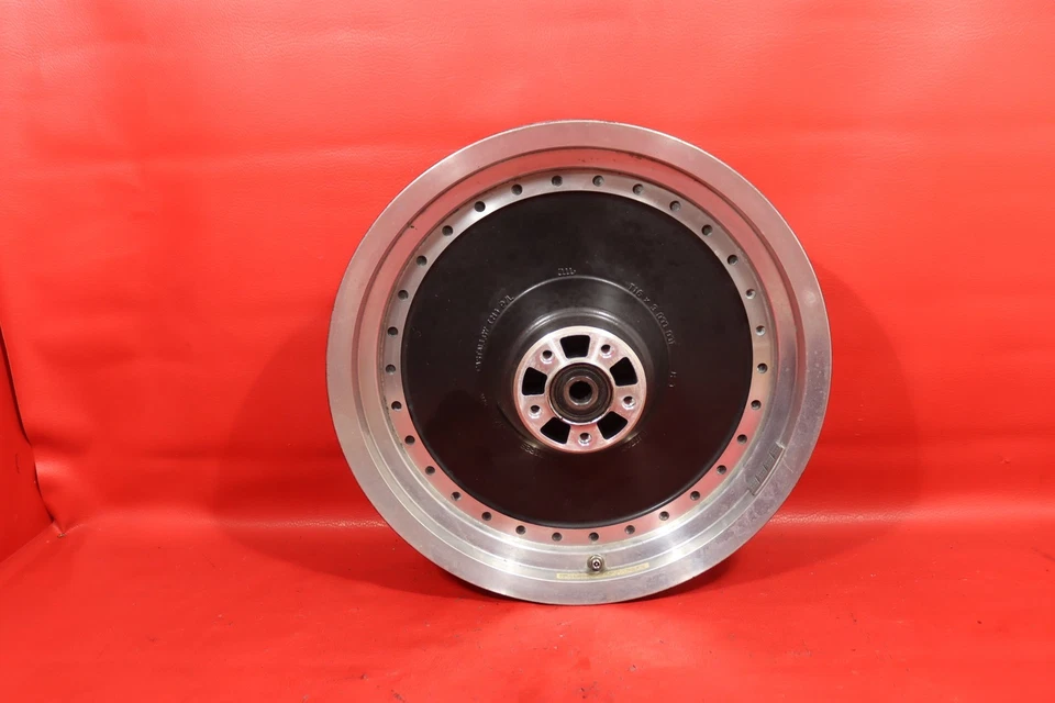 Harley-Davidson Night Train 2000 FXSTB llanta trasera 16" X 3,00 recta Foto 2 de 4