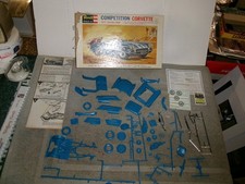 Vint Revell 1959 Corvette Plastic Model Car Kit With Box Copyright 1961