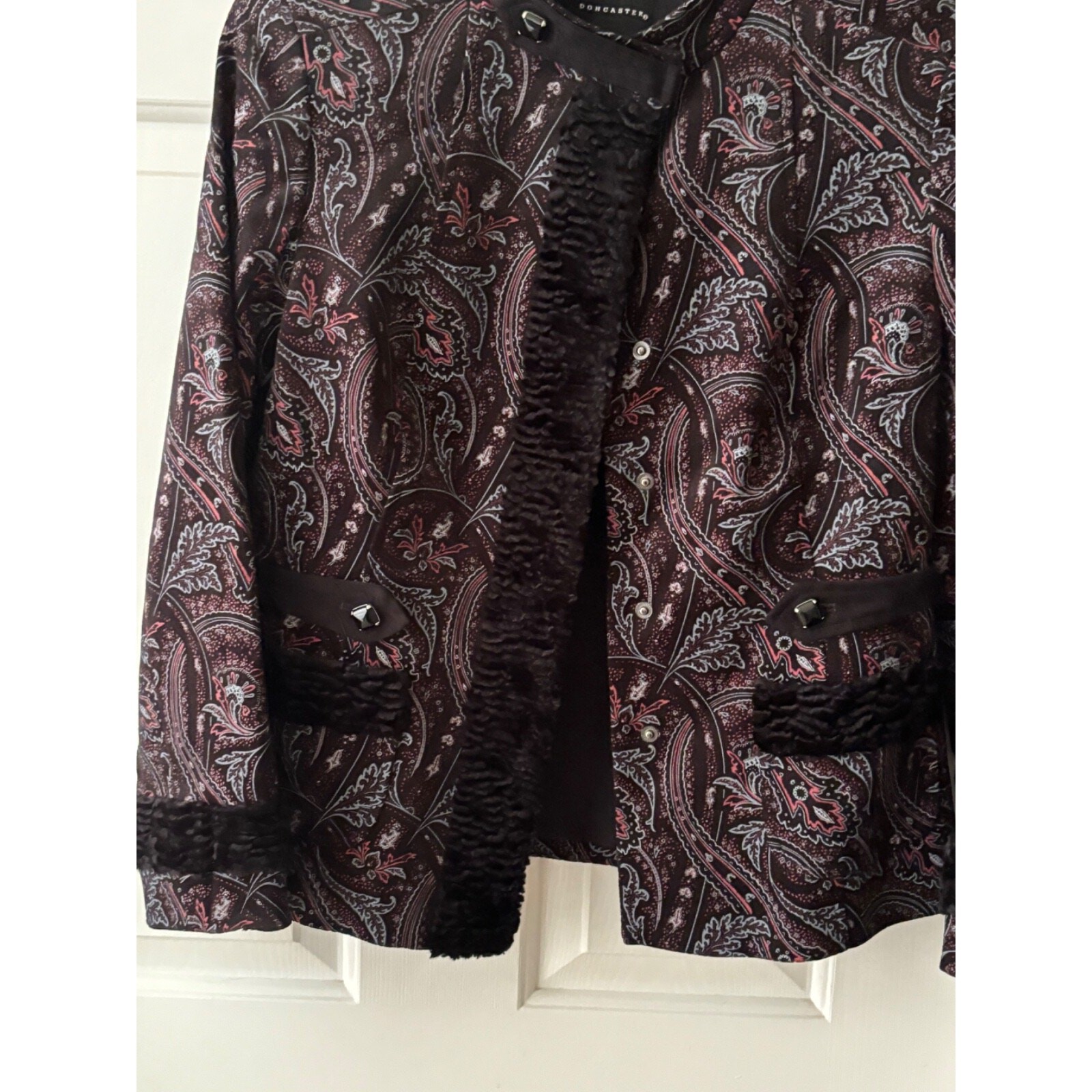 Beautiful Doncaster Multicolored Jacket with Velv… - image 8