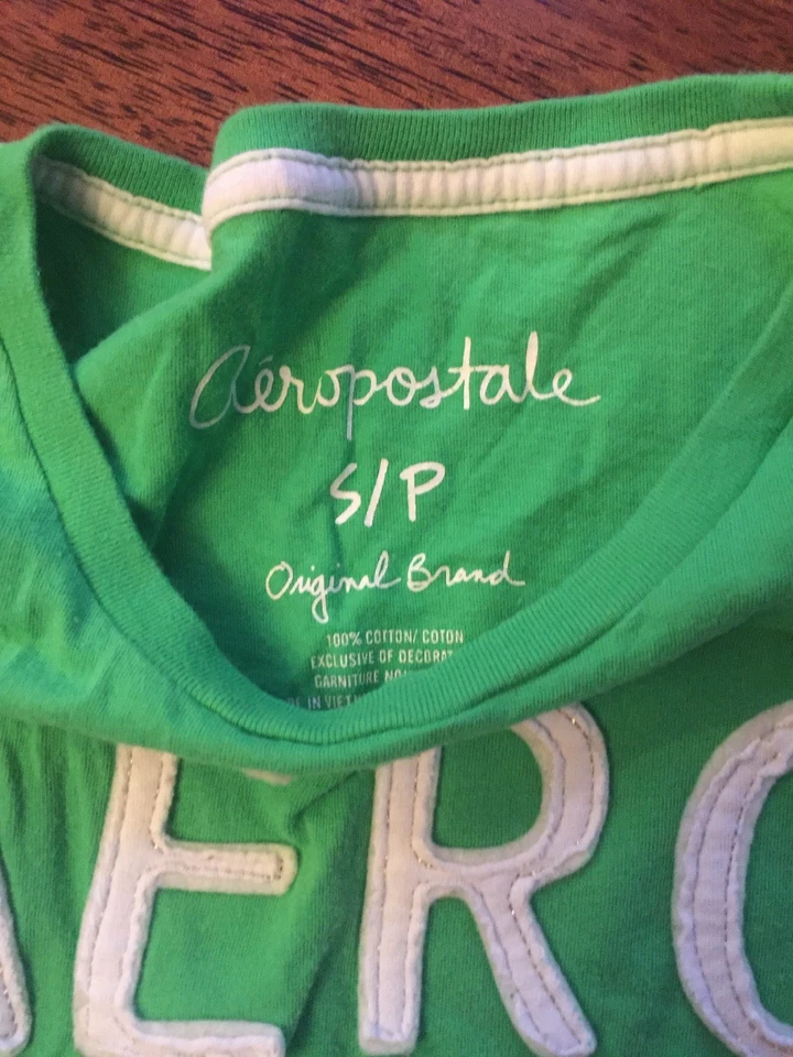Top de niña Aeropostale talla pequeña verde Foto 2 de 3