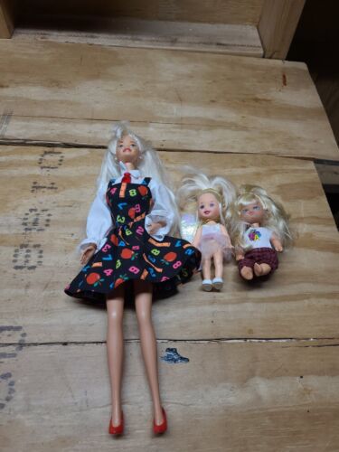 1995 School Teacher Barbie Bundle See Pictures Fast Shipping - Picture 2 of 12