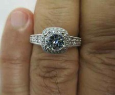 2.00 Carat 18K Gold Diamond Engagement Ring Center 1.00 Carat F-VS2 Value 19K 