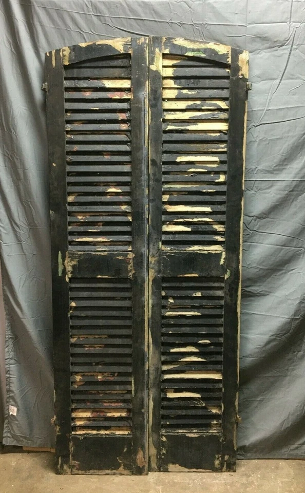 Par de persianas antigas de arco 15x68 para janela de casa madeira surradas 530-22B - Imagem 2 de 4