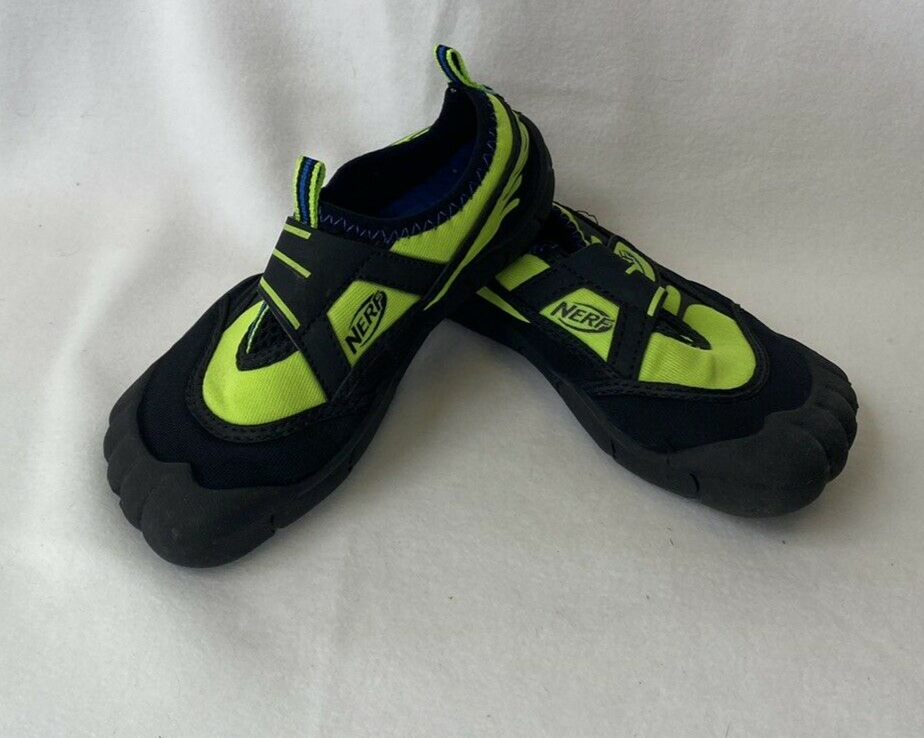 SAOLA Scarpe da acqua Nerf Toed giovani taglia S (11 12) nere verdi