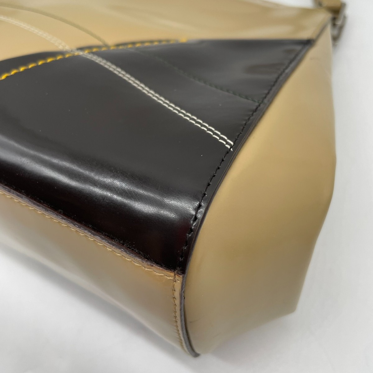Prada Handbag Beige Black Patent Leather Archive vintage Y2K Prada Handbag Beige Black Patent Leather Archive vintage Y2K