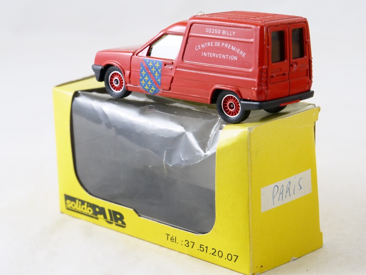 Miniature Solido 1/43 - Renault Express  Azur Contact 06 Cannes  Beige - Collection