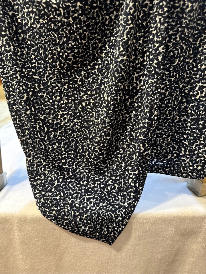 Banana Republic Womens Dress Size M Petite Black White Faux Wrap Short Slv NWT - Image 4 of 4