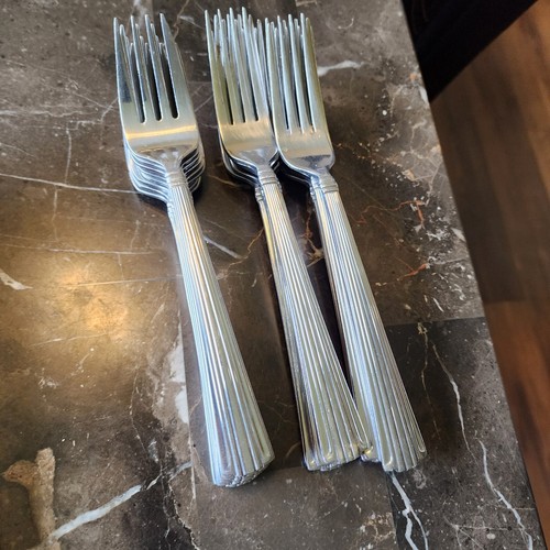 Reed & Barton Fluted Elegance Stainless Salad Forks 1999-2002 Lot 51 Pieces - Picture 6 of 10