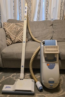 Electrolux Vacuum Cleaner Aerus Lux 9000 *Tested & Working*