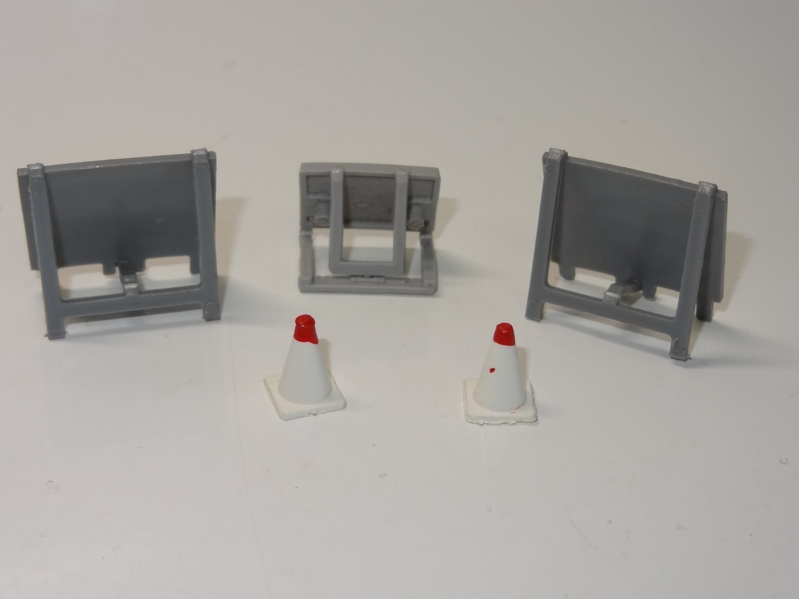 DINKY 287 FORD TRANSIT MK1 POLICE ACCIDENT UNIT VAN (415) thumbnail 9