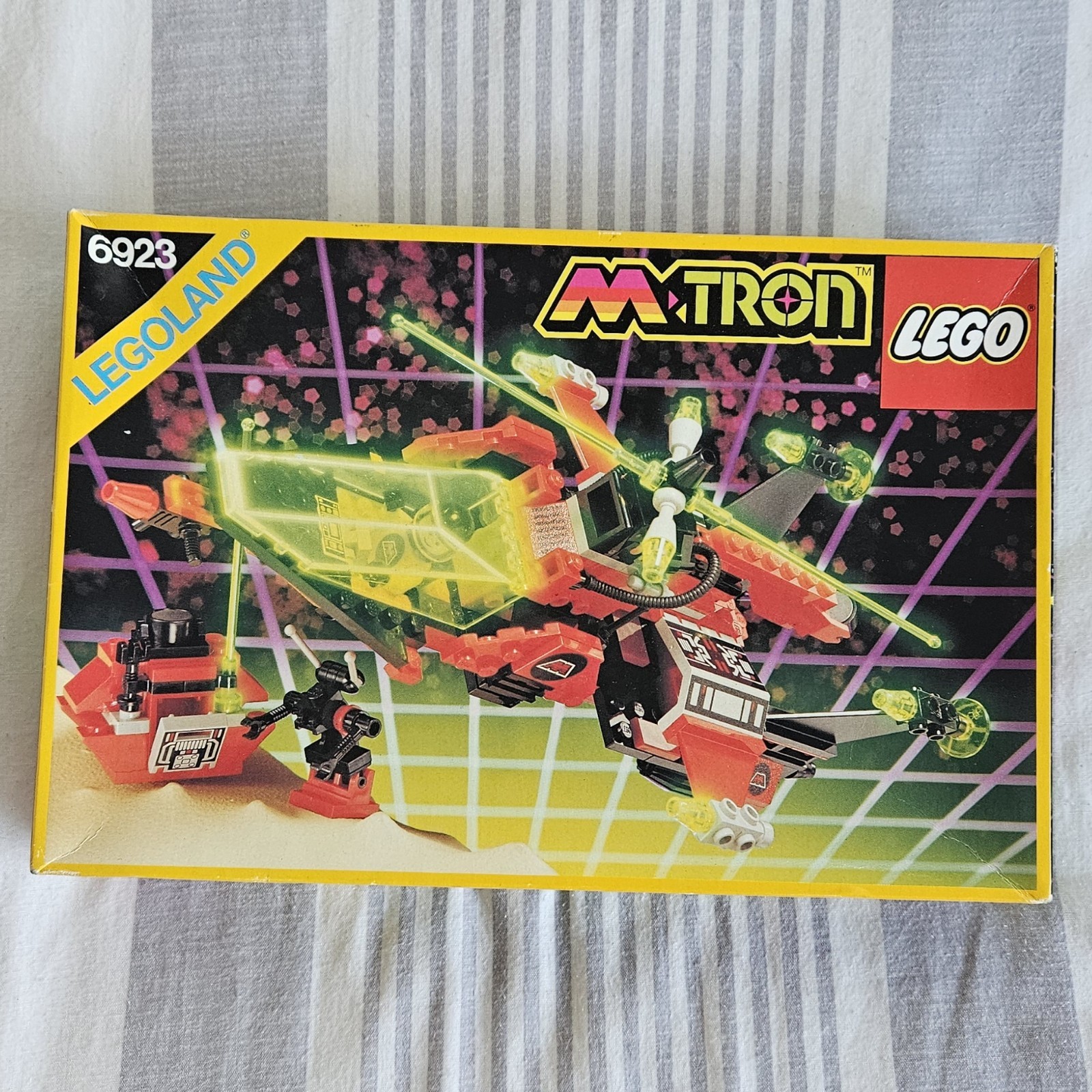 Sealed LEGO Space M-Tron Particle Ionizer (Set 6923)