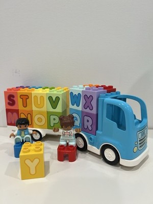 LEGO DUPLO: Alphabet Truck (10915), ABC blocks and 2 figures