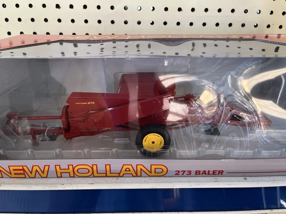 1/16 New Holland 273 Square Baler 2024 NFTM - Image 3 of 4