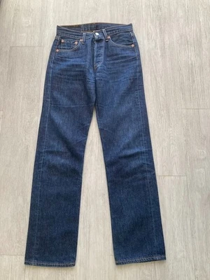 Jeans Levi's 501 femme Taille 36 Superbe état ref 557 - Photo 1/4