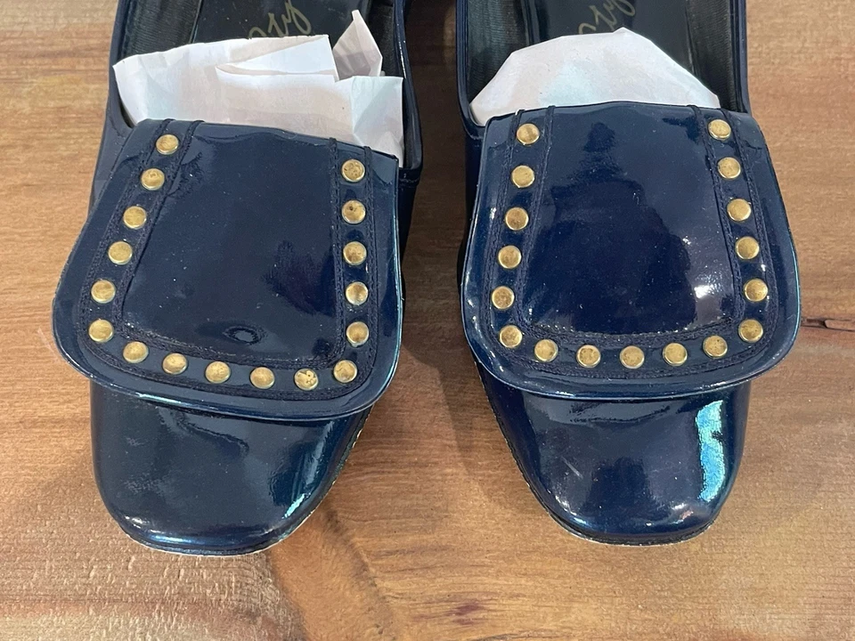 Vintage 1960s Stylepride Women's Blue Patent Leather Shoes Low Heel Size 6.5 -7 - Image 2 of 4