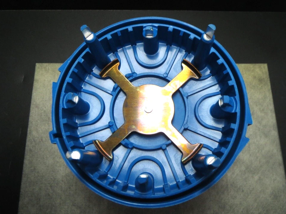 Tapa de distribuidor BWD C211 para Ford Lincoln Mercury V8 hecha en EE. UU. - ¡Envío rápido! Foto 4 de 4