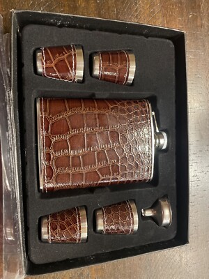4 Piece Flask Set Aluminum With 4 Shot Glasses And Funnel, New in Open Box