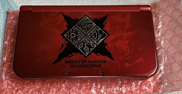 NEW NINTENDO 3DS XL MONSTER HUNTER RARA