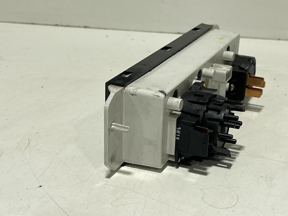 Panel de control de temperatura del calentador del ventilador Jeep TJ Wrangler 2005-2006 con aire acondicionado P55056558aa CC 11 Foto 4 de 4