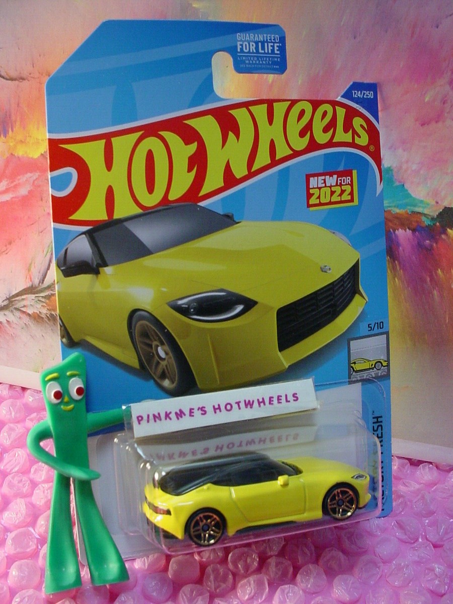 ➽NEW 2022 Hot Wheels NISSAN Z PROTO #124 ➽ yellow ➽ FACTORY
