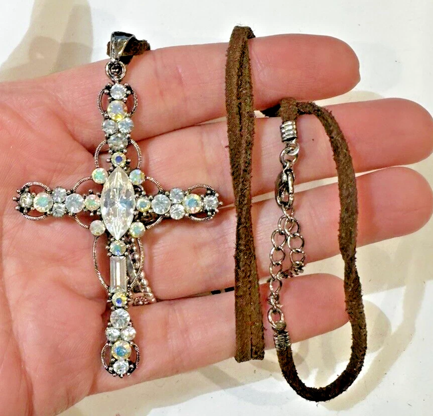 Rhinestone store cross pendant
