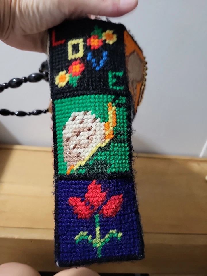 Cartera de colección años 70 punta de aguja retazos abeja hongo rana negra Foto 4 de 4