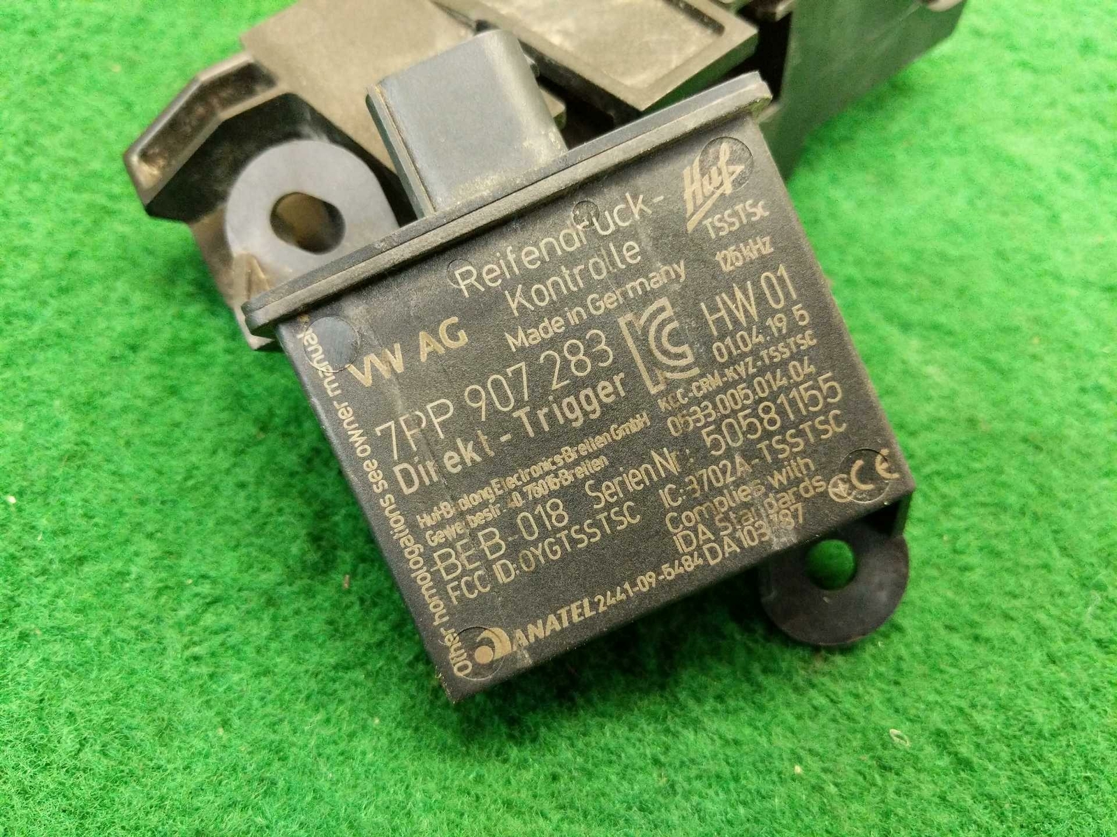 2016-2021 Audi R8 OEM Tire Pressure Sensor w/ Bracket P/ 7PP907283