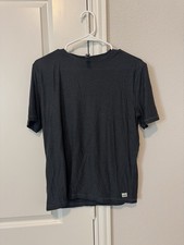 Vuori men short sleeve Tech Tee Size L