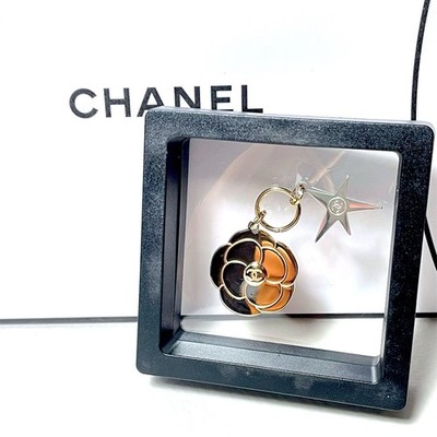 CHANEL Holiday Christmas Limited Edition Gold Camellia Flower Charm With Box